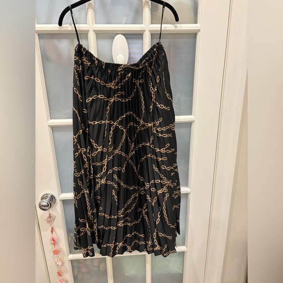 BRAND NEW Anne Klein Elegant Black and Gold Pleated Skirt size M - Picture 5 of 10